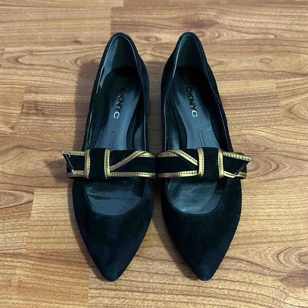 DKNYC POINTED TOE MARY JANE FLATS